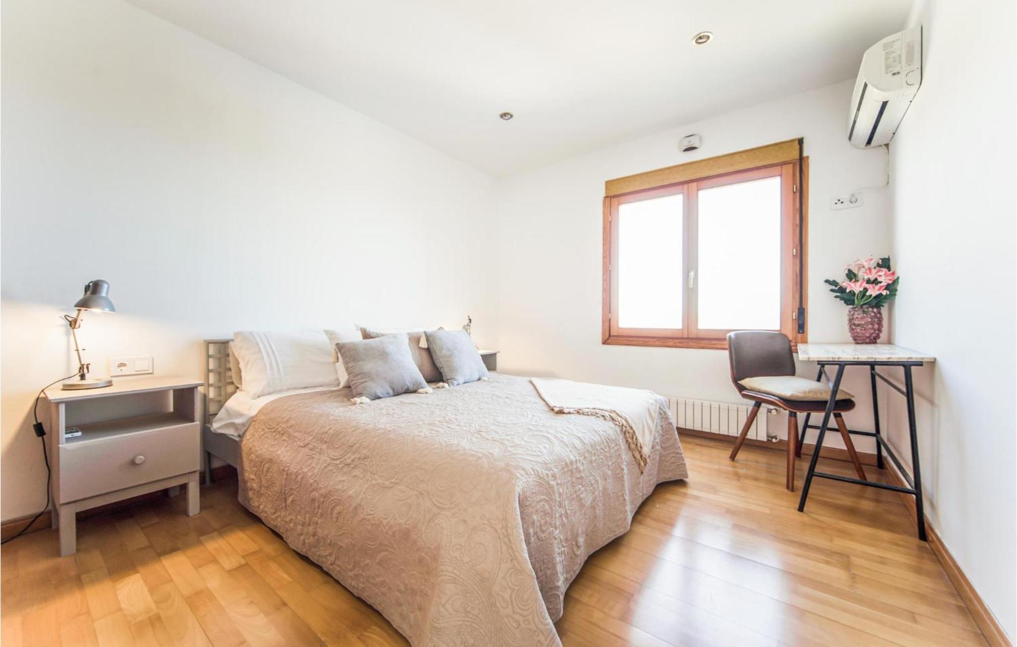 Amazing Home In Ador With Kitchenette Экстерьер фото